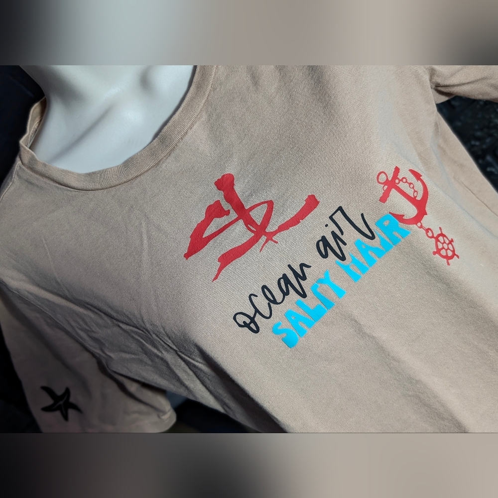 "Ocean Air Salty Hair" Glitter Tee T-Shirt MD